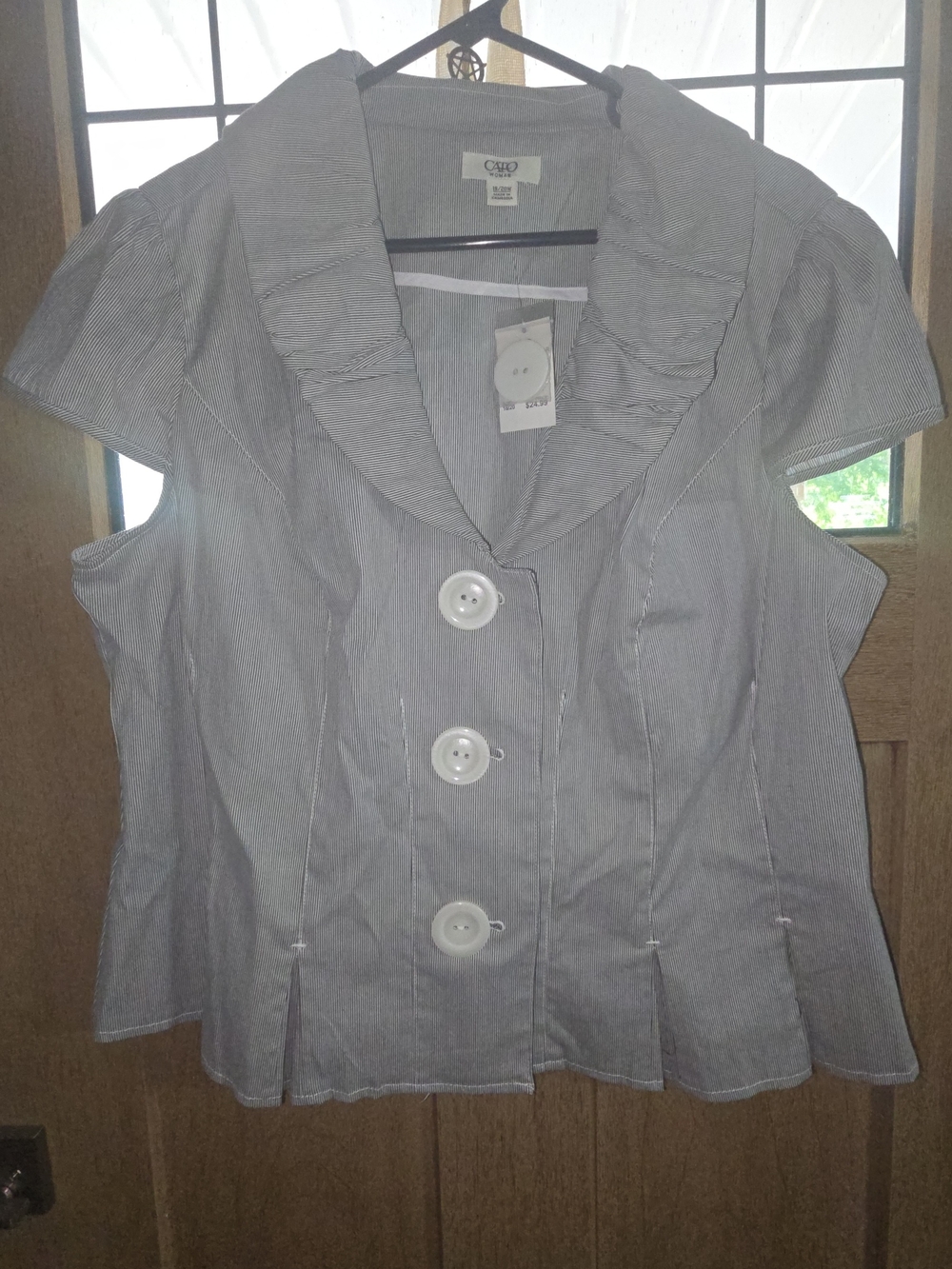 Vintage Catos Pin Stipped Short-Sleeve Button Front Blouse & Matching Pants